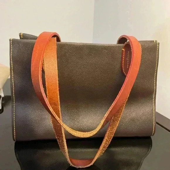 Dooney and Bourke handbag / purse Brown Pebble Grain Leather 11''x 9'' - Picture 4 of 7